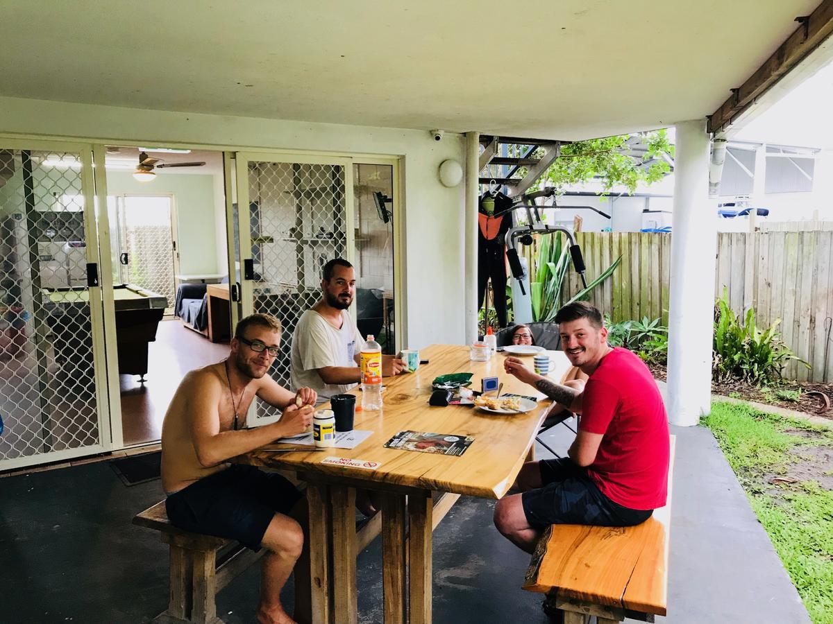 Hostel Caloundra Backpackers Exteriér fotografie