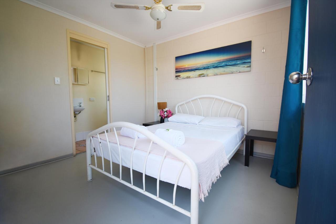 Hostel Caloundra Backpackers Exteriér fotografie